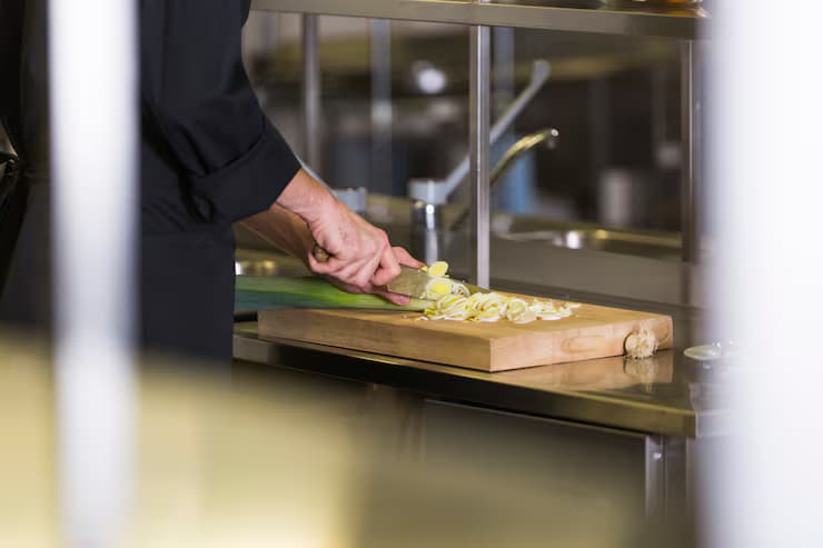 High Volume Catering Kitchen Management UAE: How to Handle 500+ Guests