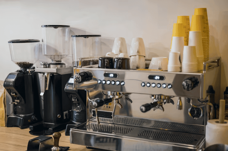 Small Cafe Equipment Setup: Machines and Tools Guide